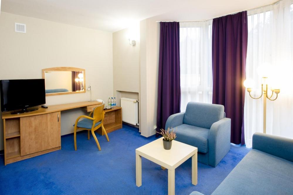 Wawrzkowizna Otel Rząsawa Dış mekan fotoğraf