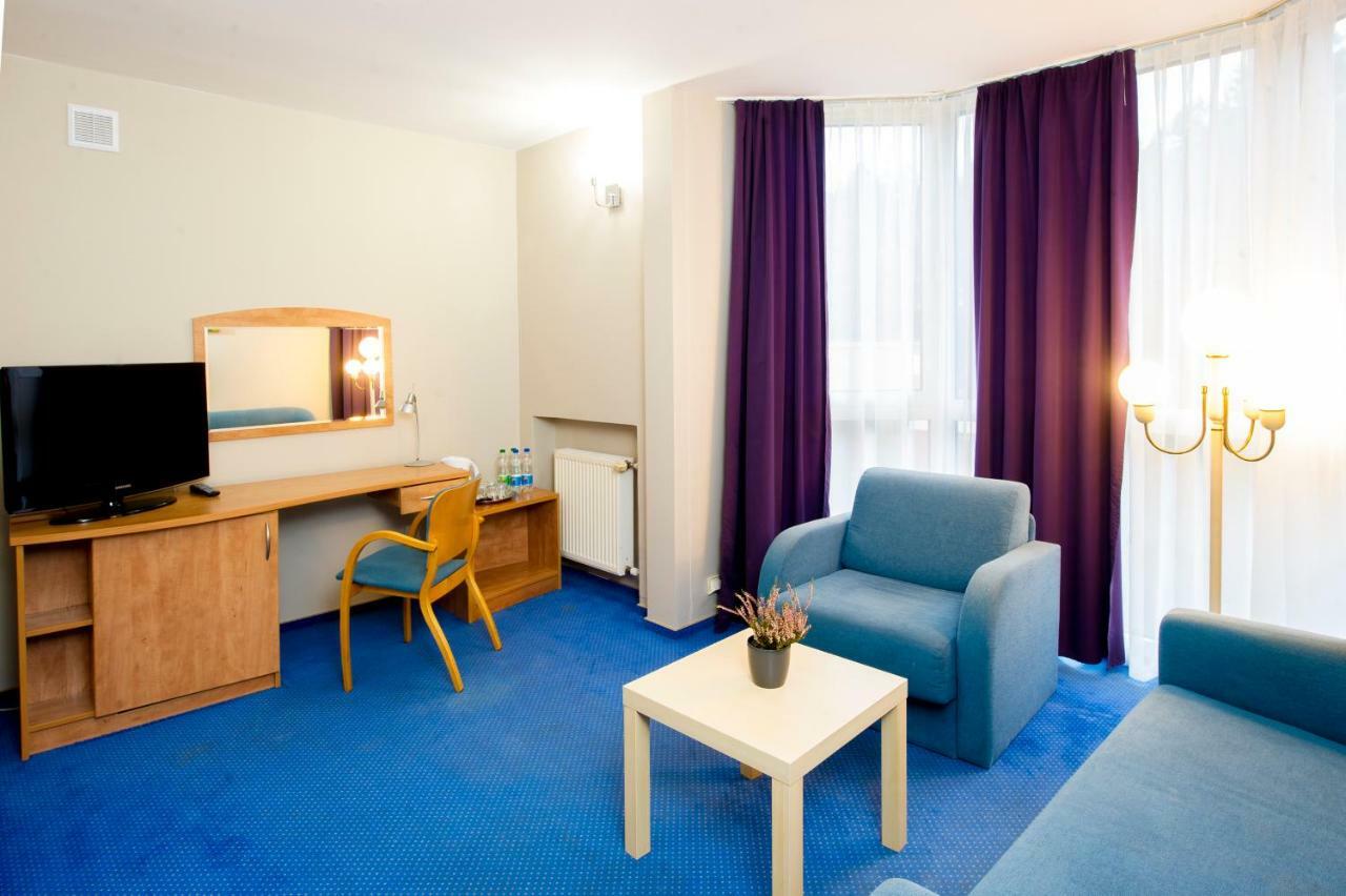 Wawrzkowizna Otel Rząsawa Dış mekan fotoğraf