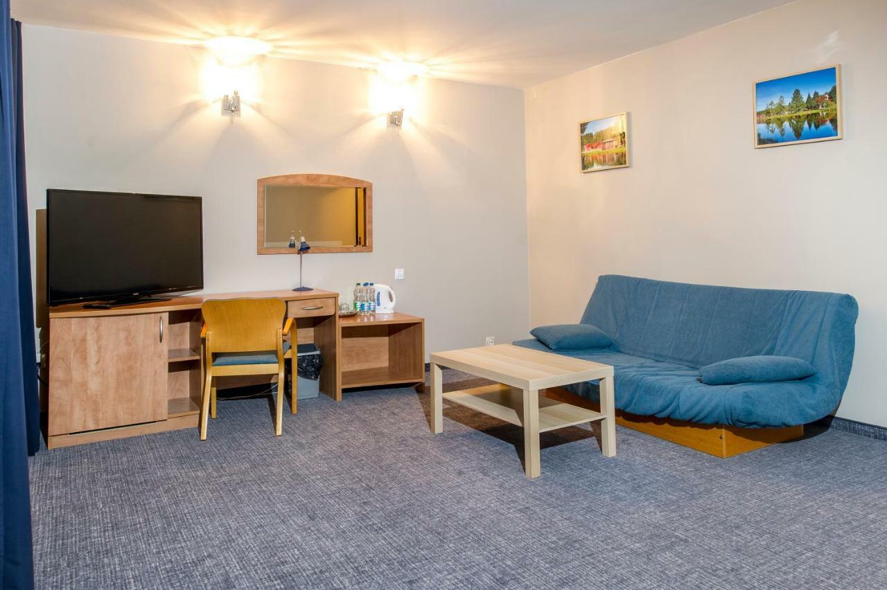 Wawrzkowizna Otel Rząsawa Dış mekan fotoğraf