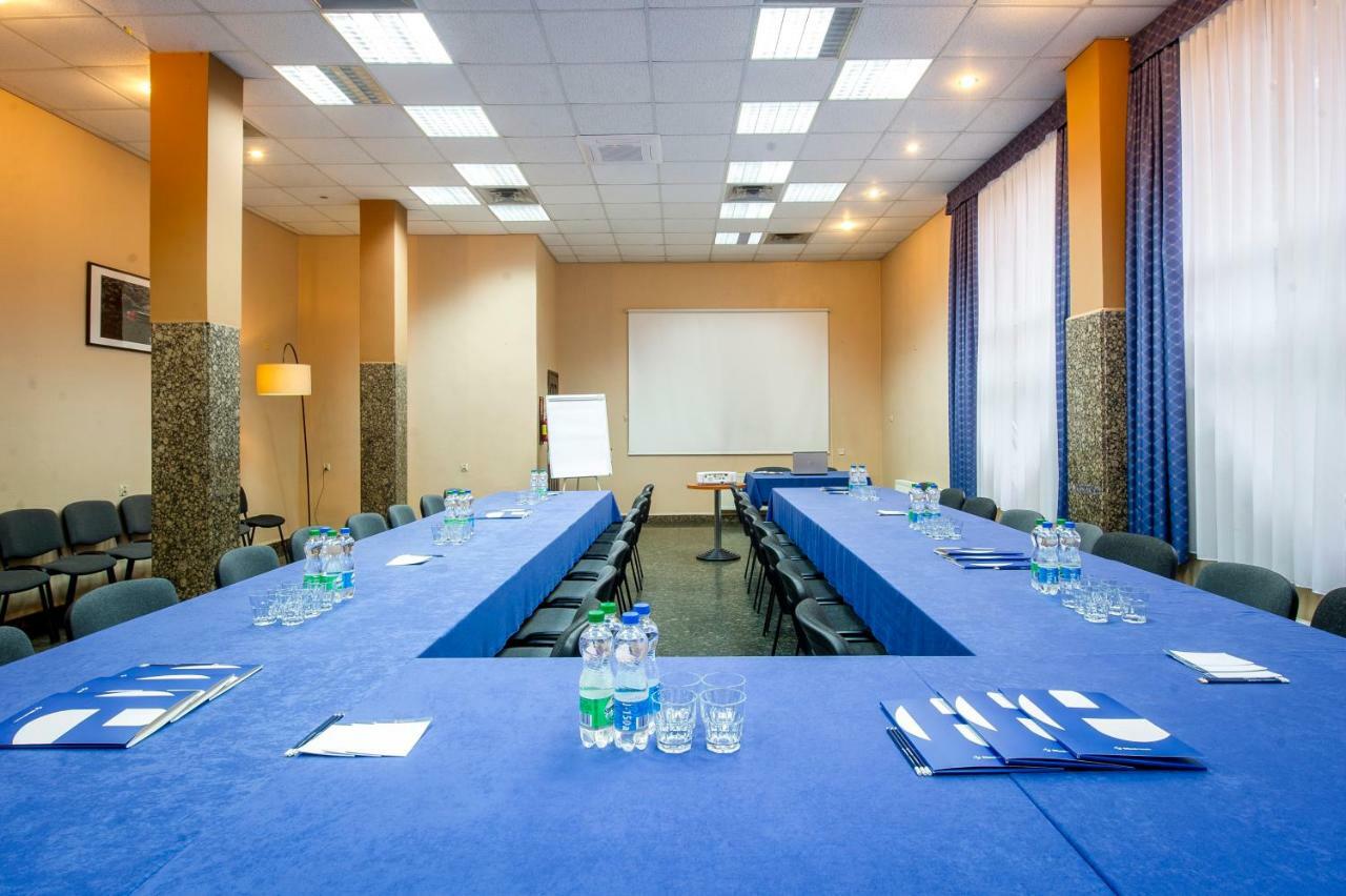 Wawrzkowizna Otel Rząsawa Dış mekan fotoğraf