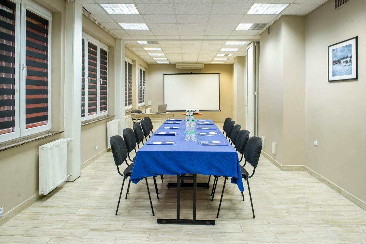 Wawrzkowizna Otel Rząsawa Dış mekan fotoğraf